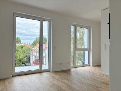 Großzügige 1-Zimmer-Wohnung mit Einbauküche und Balkon