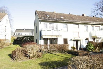 3 Zimmerwohnung mit Mansarde in ruhiger Lage, St. Magnus. Käufer provisionsfrei!