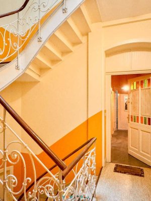 Gründerzeit-Altbau in Wiesbaden: 3 Zimmer, 2 Balkone, viel Potenzial