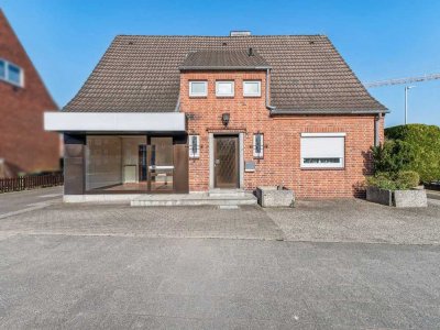 Wohnhaus mit angedockter Produktionshalle über 2 Ebenen und großer Garage in Neumünster