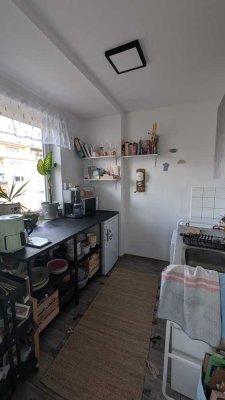 Stilvolle, gepflegte 2-Raum-Wohnung in Fürth mit 2 Balkonnen