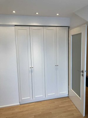 Helle Dachgeschoss-Wohnung mit Balkon in Düsseldorf Pempelfort