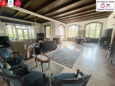 Ein Ort wie aus der Zeit gefallen – Historisches Jagd-Chalet im eigenen Parkparadies mit Bachlauf &amp; stiller Eleganz