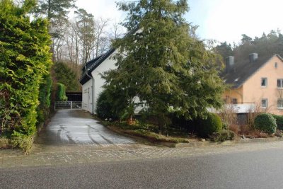 Stilvolles Einfamilienhaus mit dem besonderen Charme - Waldbaden inklusive!