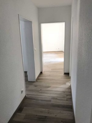 Attraktive 3-Zimmer Wohnung im 2. OG mit Balkon in Mannheim-Feudenheim