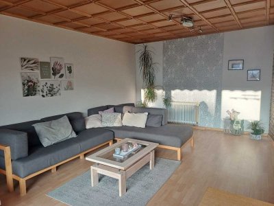 Großzügige Wohnung mit Balkon zu mieten
