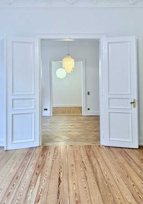 Wunderschöne Altbauwohnung im Herzen des Rheingauviertels
