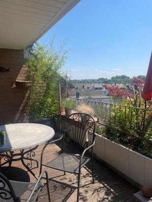 3-Zimmer Maisonette-Wohnung mit Balkon in Bergisch Gladbach