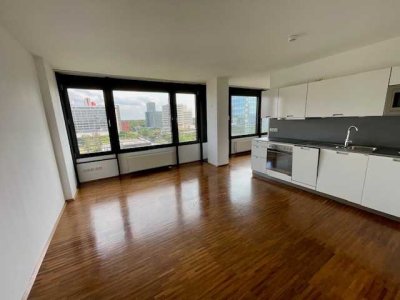 Ffm-Niederrad - Modernes Appartement mit Einbauküche und Einbauschränken
