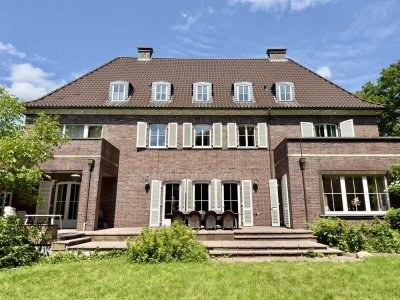 Geräumige, geschmackvolle 9-Zimmer-Villa mit luxuriöser Innenausstattung und EBK in Steinfurt