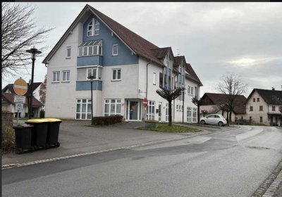 Helle 4-Zimmer-Wohnung mit Balkon & Stellplatz in Aitrach