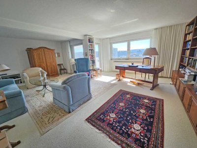 Sonnige 4-Zimmer-Wohnung mit erhabener Aussicht
