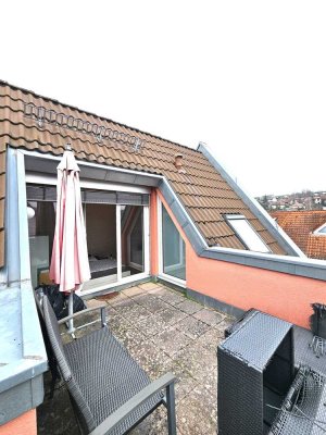 Stilvolle 2,5-Zimmer-Maisonette-Wohnung mit Balkon und EBK in Aidlingen