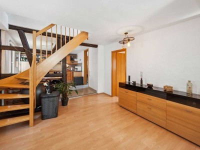 Denkmalschutz - Wunderschöne 3,5-Zimmer-Maisonettewohnung am Marktplatz von Seligenstadt