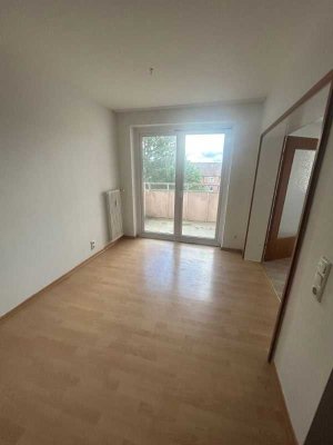 Freundliche, helle 3‑Zimmer‑Wohnung mit Balkon und Stauraum – ab sofort verfügbar