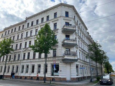 Schöne 4-Zimmer-Wohnung mit Einbauküche