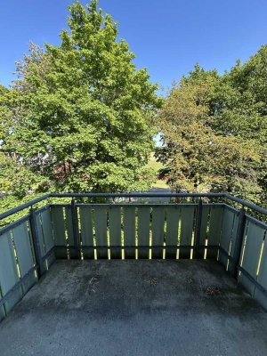 2. OG / 3 Zimmer mit Balkon