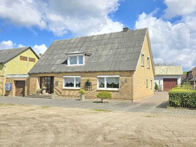Traumlage in Eidernähe, viel Platz, Einfamilienhaus mit interessanten Nebengebäuden