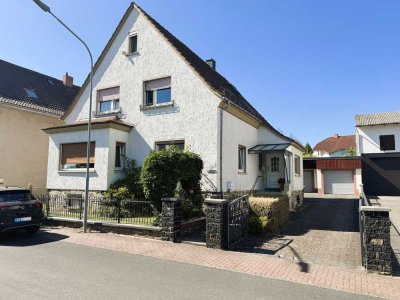 ***Gepflegtes 2-FH mit traumh. Garten in Laufdorf - für die Familie oder Mehrgenerationenwohnen***