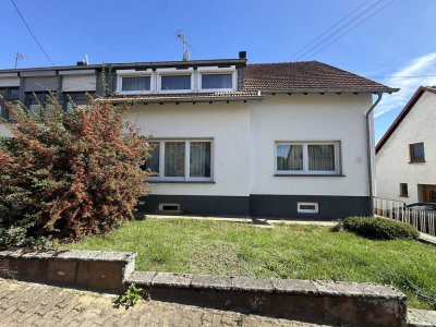 Charmante Doppelhaushälfte in ruhiger Sackgassenlage von Saarwellingen