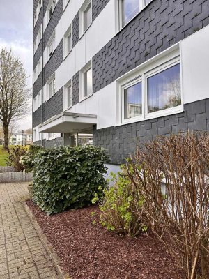 Schöne helle 2-Raum-Wohnung mit Balkon mit traumhafter Fernsicht