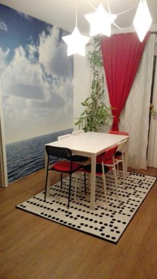 Großzügige 4‑Zimmer Wohnung, sonniger Süd‑Balkon, neuwertig