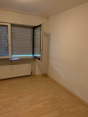 kleines Appartement - nur für Studenten,  Azubis