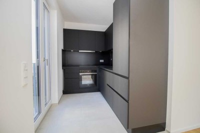 Exklusive 2-Zi-Whg mit EBK in Lochhausen