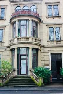 außergewöhnliche Altbaumaisonette in Zentrumslage