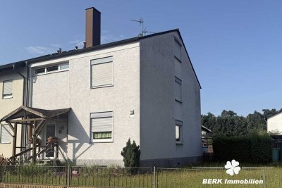 BERK Immobilien - Familienfreundliches Einfamilienhaus mit  Baumöglichkeit zum weiteren REH