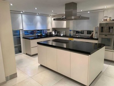 Einzigartige Luxuswohnung mit 241 m² – Stil, Raum & Privatsphäre