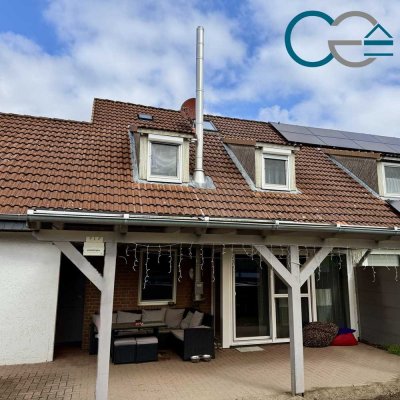 Gemütliches und großzügiges Reihenhaus in Langendamm / Carport / Pool / Kamin / Garten !