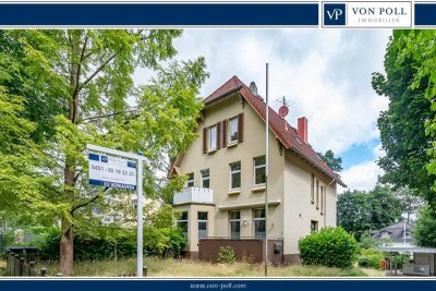 Villa mit 2 freien Parteien, mehreren Balkonen & Carport in begehrter Wohnlage