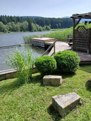 Einmalige Gelegenheit - Seegrundstück mit Ferienhaus in Alleinlage am Furtnerteich