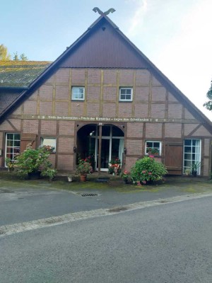 Ansprechende 3,5-Zimmer-EG-Wohnung mit Einbauküche im alten Bauernhaus in Himmelpforten