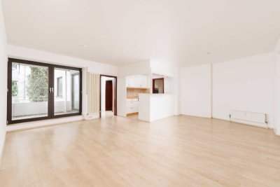 PROVISIONSFREI: Ruhige 3-Z.-Oase mit Aufzug, Balkon & überdachtem Stellplatz in Top-Lage Klettenberg