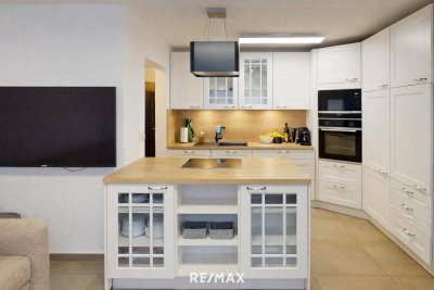 Attraktives Haus mit zwei Wohneinheiten und großzügigem Grundstück!