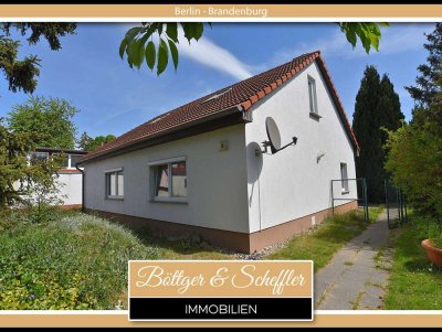 Gemütliches Einfamilienhaus im Bungalowstil mit Ausbaureserve im Dachgeschoss