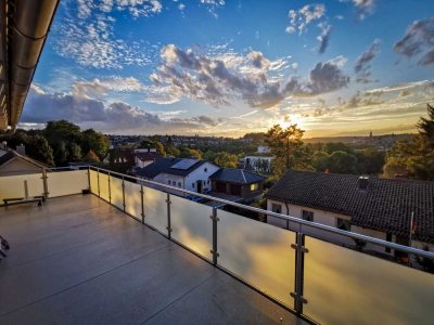 Exklusives 3-Zi.-DG-Penthouse | Panoramadachterrasse | Hochwertiges Bad | Parkett