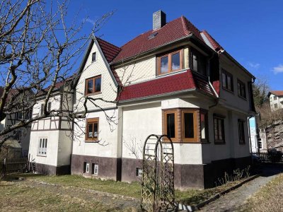 170 qm Wohnfläche - voll unterkellertes, Ein- oder auch Zweifamilienhaus mit tollem Grundstück