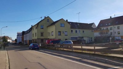 Großzügiges 3-Familienhaus m. Garten & Werkstatt in Top Lage - Familienfreundlich & voller Potential