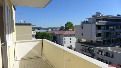 Sonnige 2-Zimmerwohnung mit Balkon und TG-Platz - Salzburg Stadt