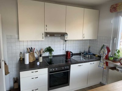 Helle 4- Zimmer-Wohnung mit vier Zimmern mit großem Balkon und EBK in Tuttlingen