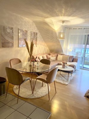 Helle 2-Zimmer-Wohnung mit Balkon in ruhiger Lage in Birkenfeld
