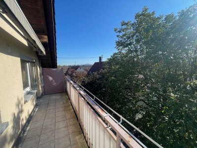 Familienfreundliche DG Wohnung