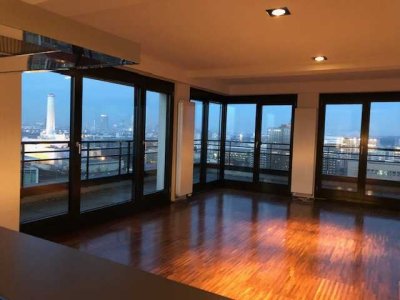 Über den Dächern von Frankfurt - Penthouse mit Skylineblick