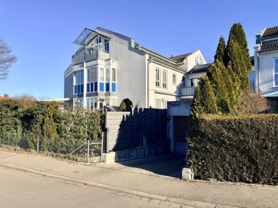 Schmuckstück in Kolbermoor: Traumhafte 2-Zimmer-Dachgeschosswohnung mit sonniger Dachterrasse