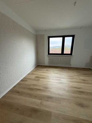 Renovierte 3,5 Zi. Wohnung in WÜ-Heidingsfeld