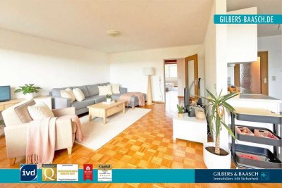 Investieren & Wohlfühlen: Vermietete 3-ZKB-Etagenwohnung mit Loggia & Schwimmbad auf Mariahof!