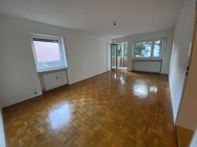 Helle 3-Zimmer Wohnung mit Balkon im 2. OG in Glonn